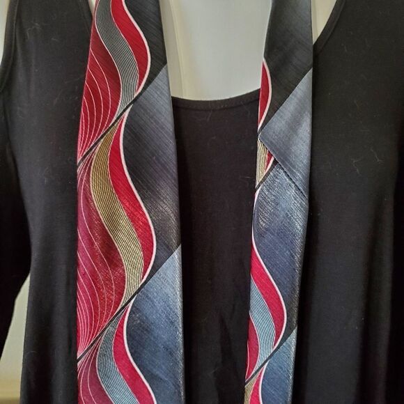 George Red, Gray, & Tan Tie - Picture 2 of 5